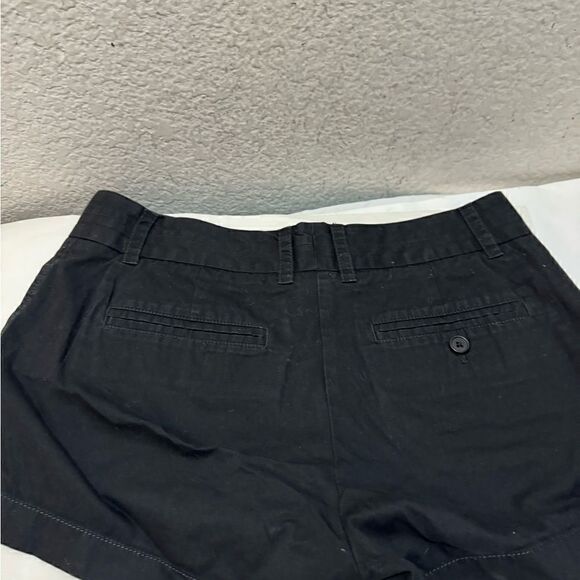 J. Crew Women's black Chino Broken-In Cotton Shorts Size 4 GUC - Picture 6 of 6